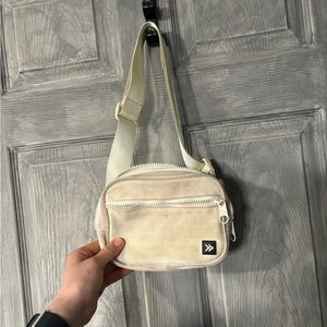 Thread Fanny pack